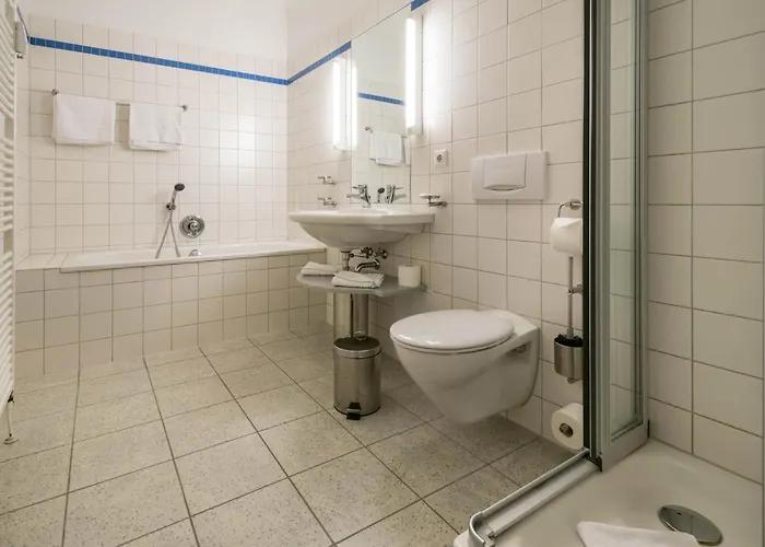 Kaiservillen - Mit 1 Schlafzimmer Und Balkon D231